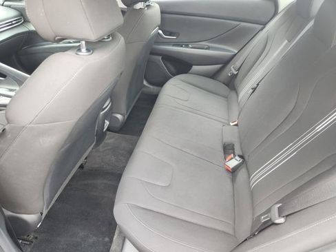 Used 2024 Hyundai Elantra SEL image 24