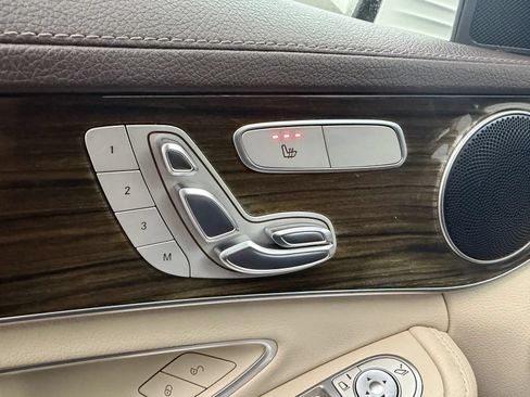Used 2017 Mercedes-Benz C 300 4MATIC Sedan image 13