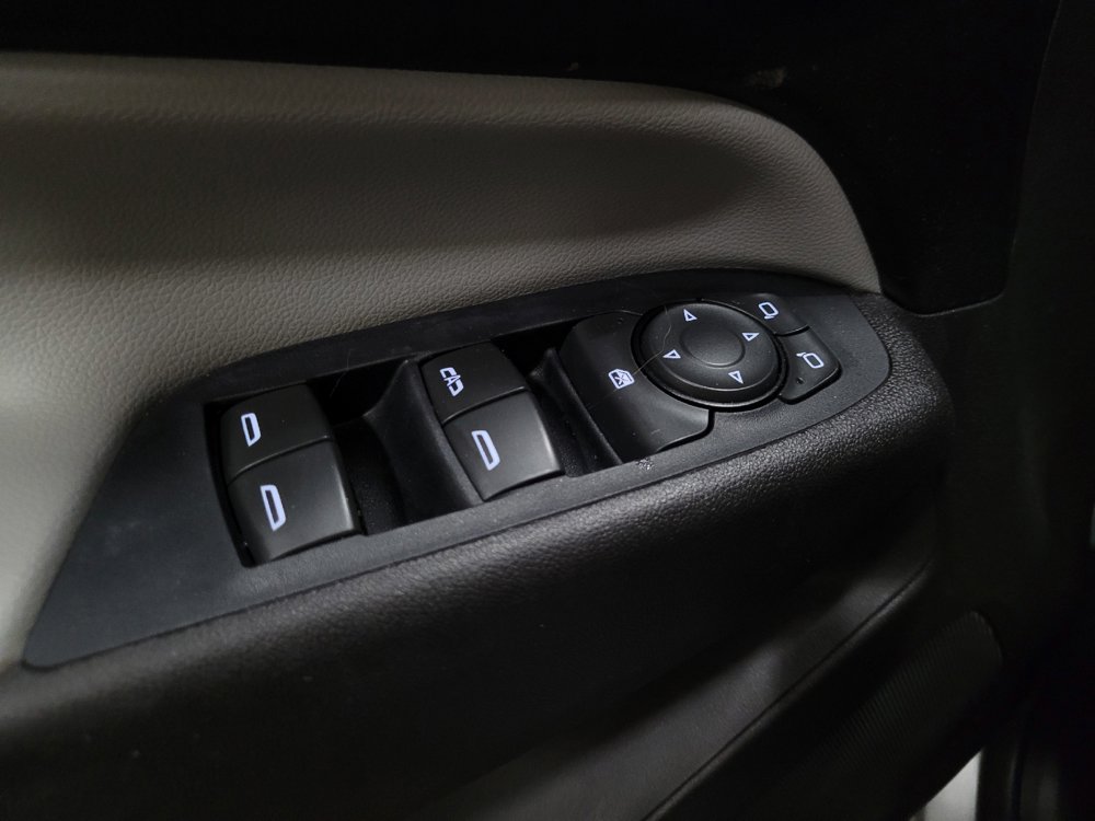 Used 2019 Chevrolet Equinox LS w/ LS Convenience Package FWD image 27