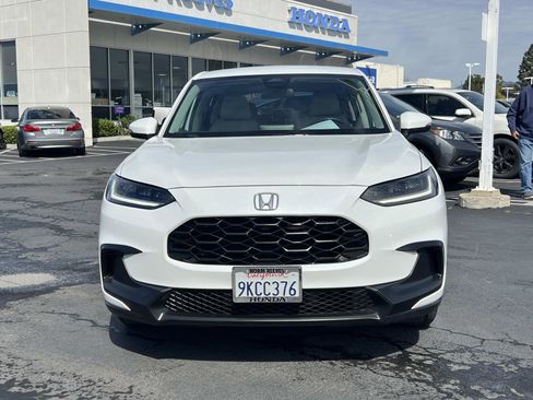 Used 2024 Honda HR-V LX image 4