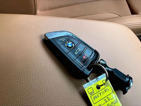 Used 2023 BMW X3 xDrive30i w/ M Sport Package image 14