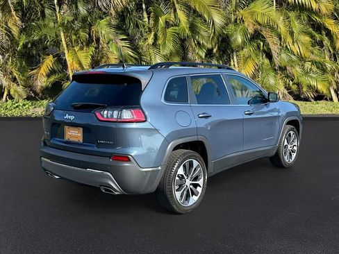 Used 2022 Jeep Cherokee Limited w/ Elite Package image 5