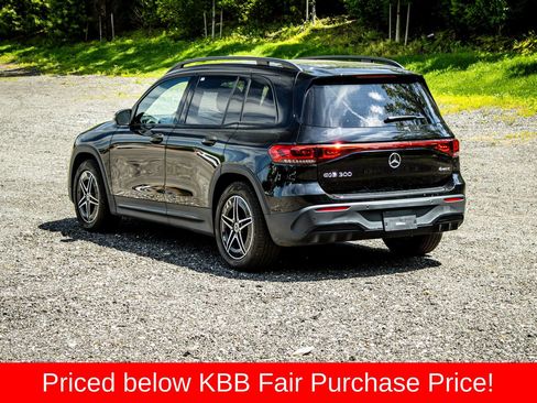 Used 2023 Mercedes-Benz EQB 300 4MATIC w/ AMG Night Package image 5