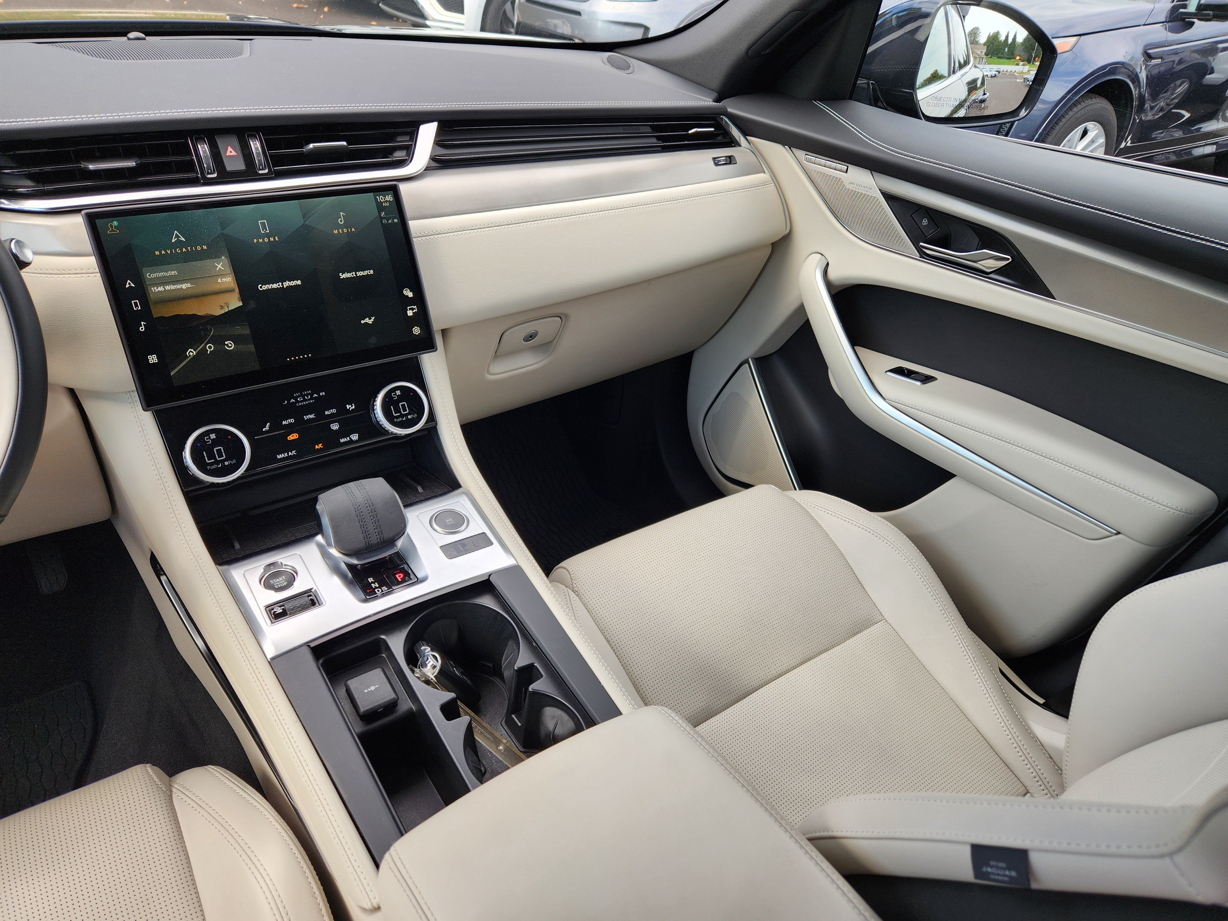 Certified 2026 Jaguar F-PACE R-Dynamic S AWD/4WD image 14