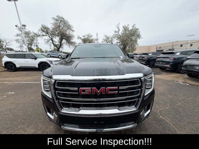 Used 2023 GMC Yukon SLT w/ SLT Luxury Package AWD/4WD image 2