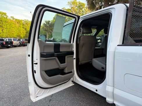 Used 2019 Ford F250 XL w/ Power Equipment Group image 24