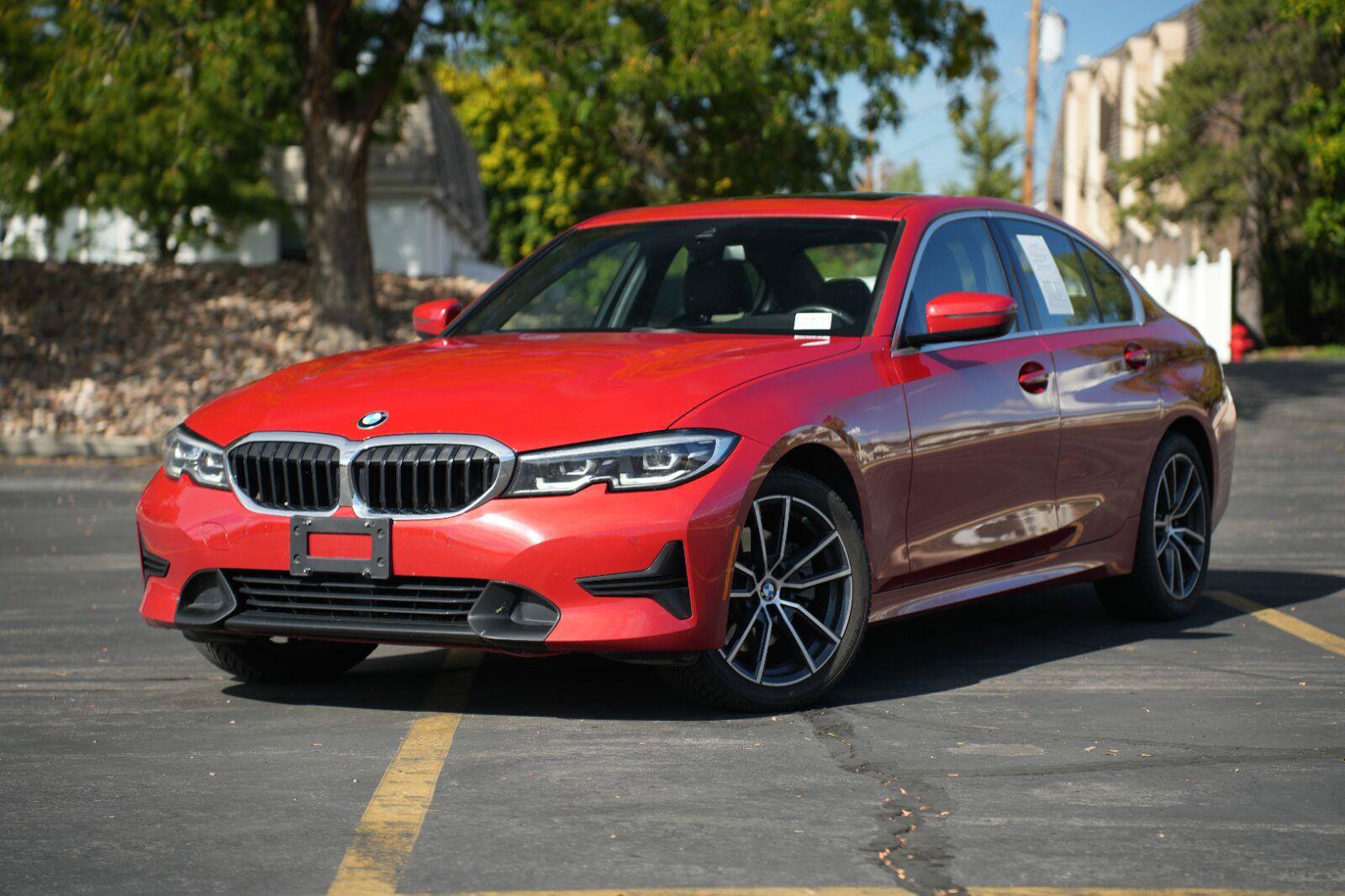 Used 2020 BMW 330i xDrive Sedan w/ Convenience Package AWD/4WD image 1