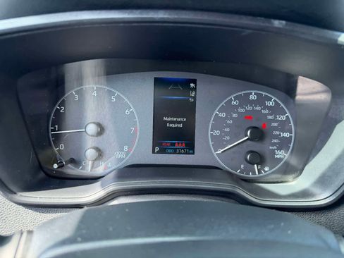 Used 2024 Toyota Corolla LE FWD image 25