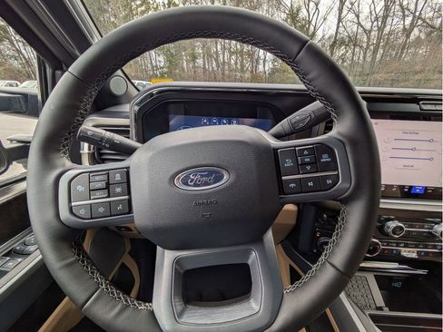 New 2026 Ford F250 Lariat w/ Lariat Ultimate Package image 16