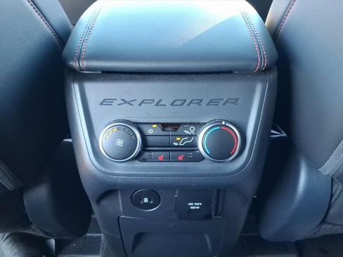 Certified 2025 Ford Explorer ST-Line w/ Premium Package image 7