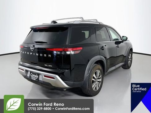 Used 2024 Nissan Pathfinder SL AWD/4WD image 10