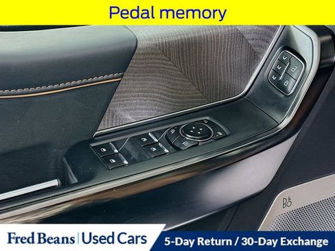 Certified 2023 Ford F150 Platinum w/ Equipment Group 701A High image 23