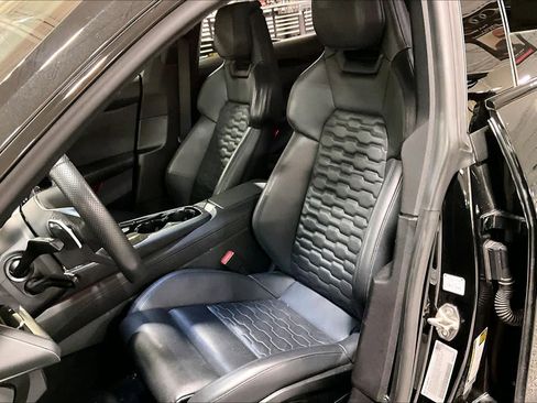 Used 2024 Audi e-tron GT Premium Plus image 8