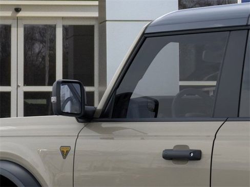 New 2025 Ford Bronco Badlands image 22