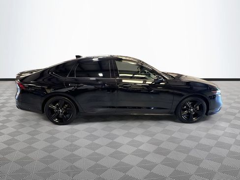 Used 2024 Honda Accord Sport image 8