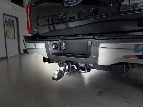 Used 2024 Ford F350 Lariat AWD/4WD image 37