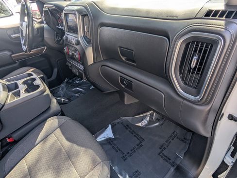 Used 2020 Chevrolet Silverado 1500 LT w/ All-Star Edition image 21