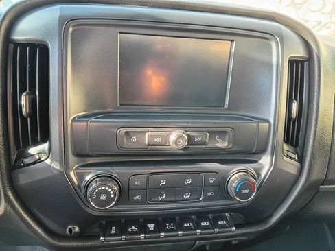 Used 2018 Chevrolet Silverado 3500 W/T image 10