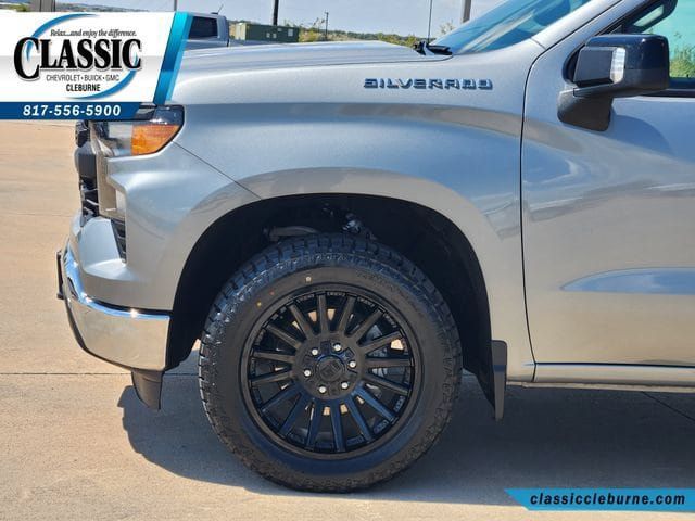 Used 2025 Chevrolet Silverado 1500 W/T w/ WT Value Package RWD image 12