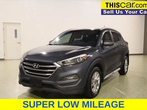 Used 2017 Hyundai Tucson SE w/ SE Popular Package 02 FWD image 4