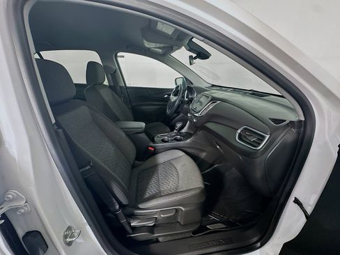 Used 2024 Chevrolet Equinox LT w/ LPO, Floor Liner Package image 33