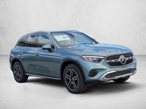 New 2026 Mercedes-Benz GLC 300 image 7