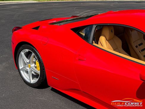 Used 2011 Ferrari 458 Italia Coupe RWD image 69