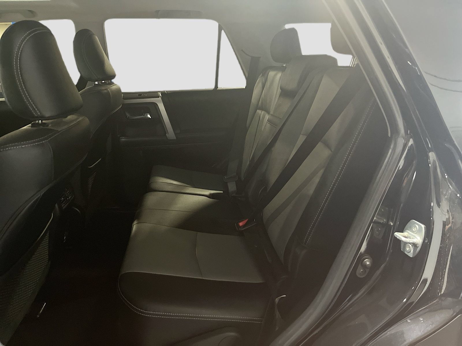 Used 2024 Toyota 4Runner SR5 Premium w/ Moonroof Package AWD/4WD image 24