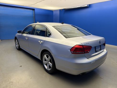 Used 2013 Volkswagen Passat 2.5 SE image 5
