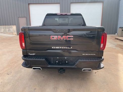 Used 2024 GMC Sierra 1500 Denali w/ Technology Package image 5