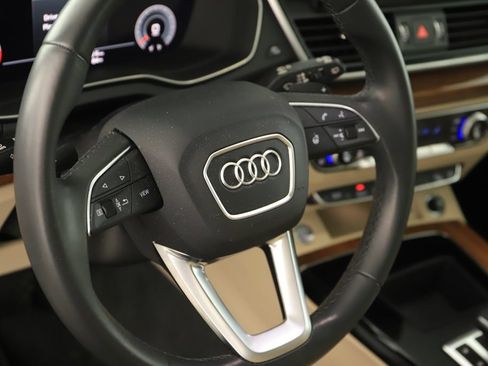 Certified 2023 Audi Q5 2.0T Premium Plus w/ Premium Plus Package AWD/4WD image 16