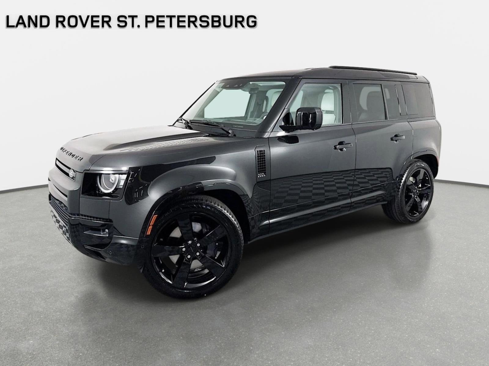 Used 2026 Land Rover Defender 110 X-Dynamic SE AWD/4WD image 1