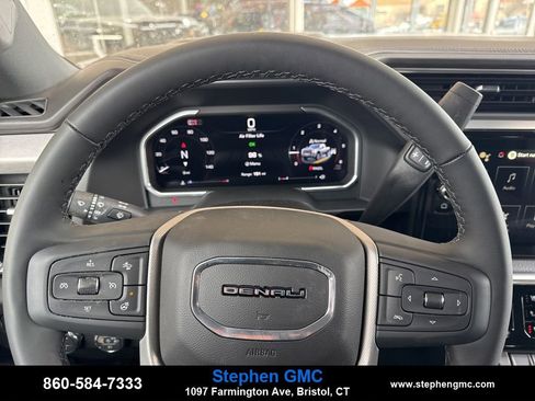 New 2026 GMC Sierra 2500 Denali w/ Denali Reserve Package image 17