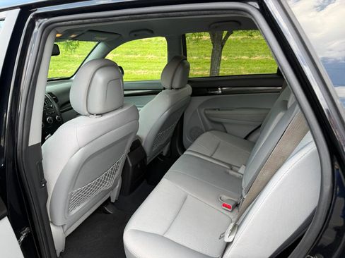 Used 2012 Kia Sorento LX w/ Convenience Pkg AWD/4WD image 12