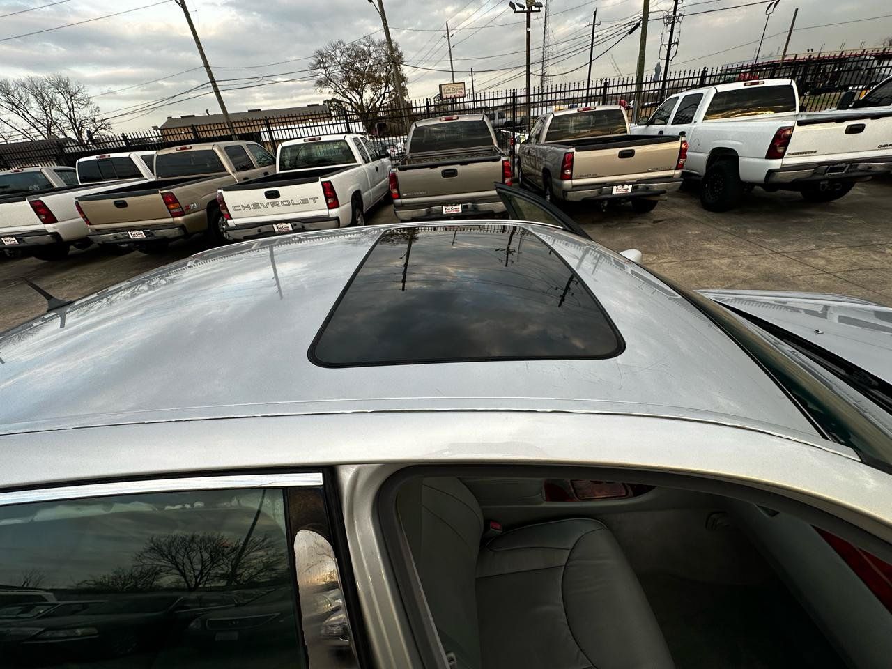 Used 2004 Lexus LS 430 RWD image 19