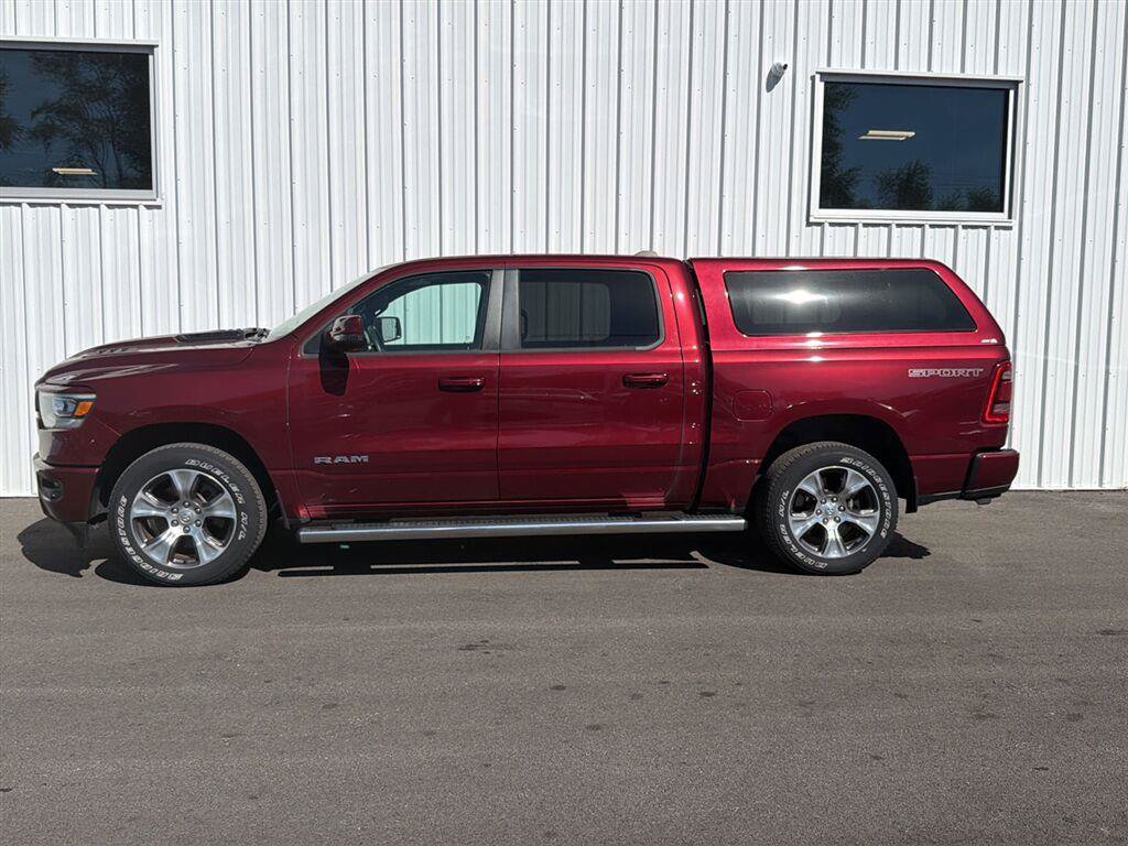 Used 2023 RAM 1500 Laramie AWD/4WD image 5