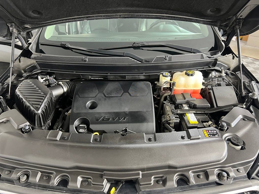 Used 2019 Buick Enclave Avenir w/ Avenir Technology Package AWD/4WD image 36