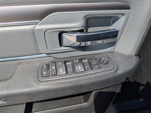 Used 2024 RAM 1500 Classic SLT AWD/4WD image 18