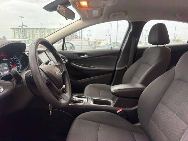 Used 2018 Chevrolet Cruze LT w/ LT Fleet Convenience Package FWD image 19