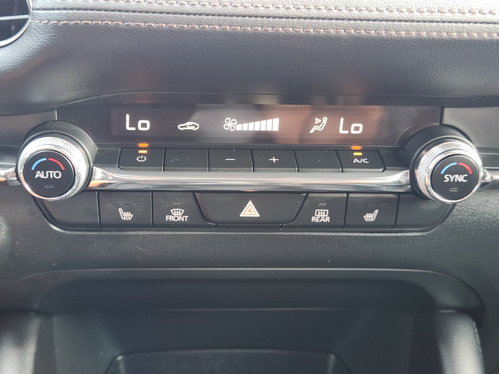 Used 2023 MAZDA MAZDA3 s FWD image 21