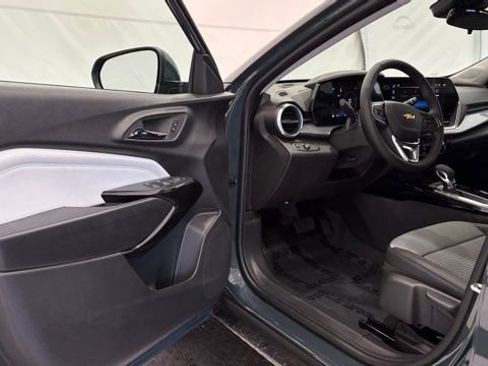 New 2026 Chevrolet Trax LT image 29