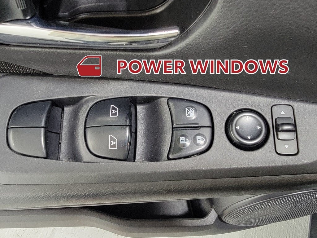 Used 2023 Nissan Kicks SV FWD image 25