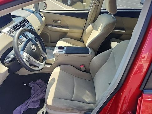 Used 2012 Toyota Prius V Three image 10