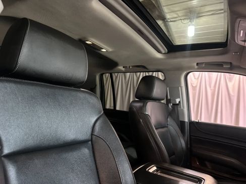 Used 2018 GMC Yukon XL SLT RWD image 19