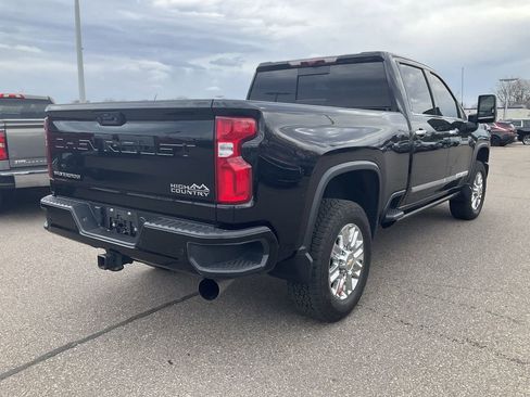Used 2024 Chevrolet Silverado 3500 High Country w/ High Country Premium Package image 2