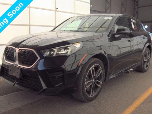Used 2025 BMW X2 xDrive28i image 3