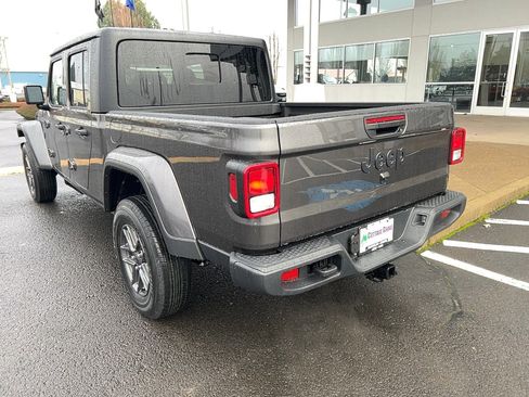 New 2026 Jeep Gladiator Sport image 9