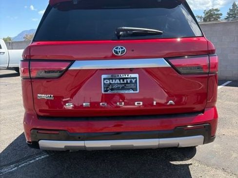 Used 2023 Toyota Sequoia Capstone AWD/4WD image 5
