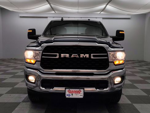 Used 2024 RAM 2500 Big Horn w/ Bed Utility Group AWD/4WD image 5