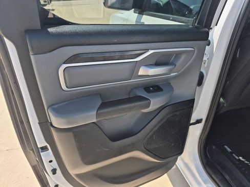 Used 2022 RAM 1500 Big Horn AWD/4WD image 11